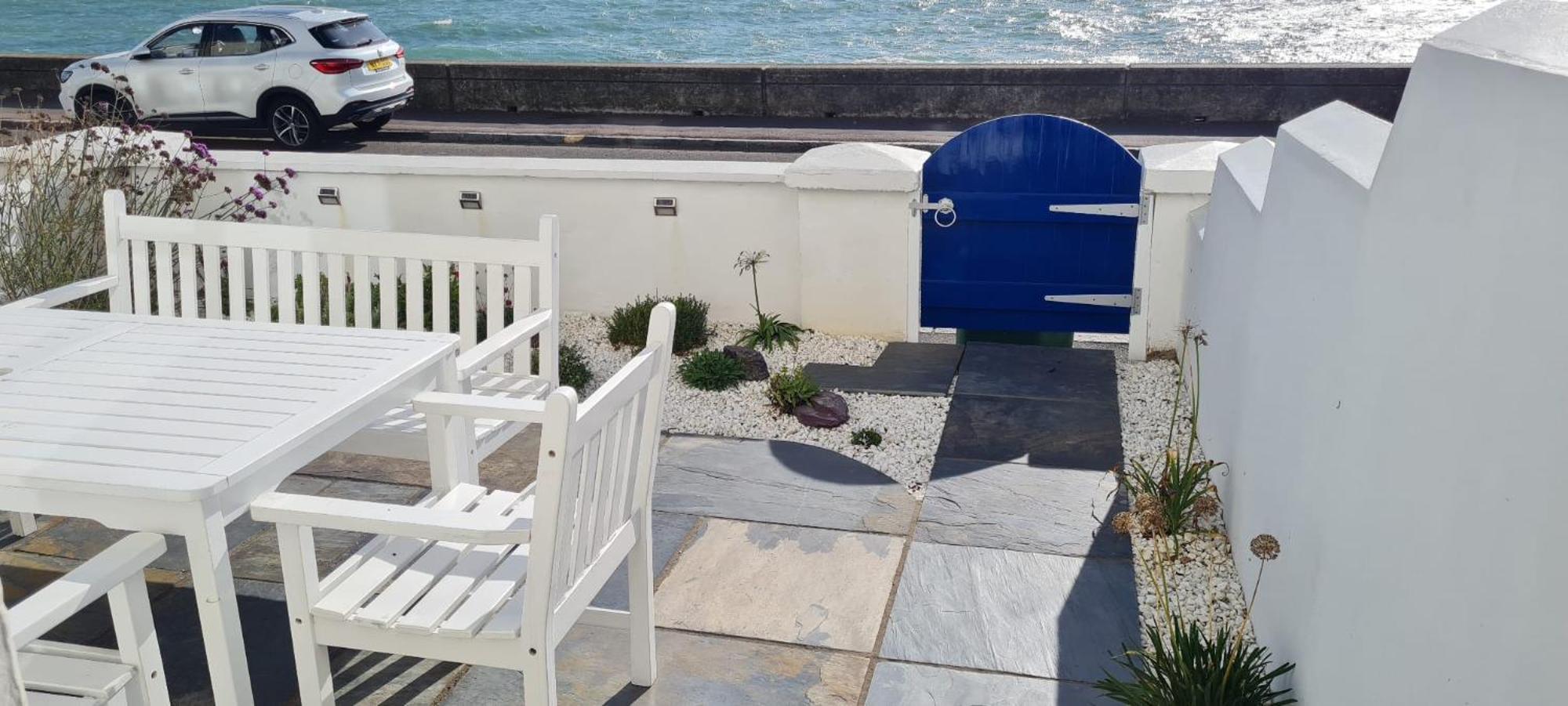Beach View, 4 Bedroom House Opposite The Sea! Sleeps 10 Sandgate Eksteriør bilde